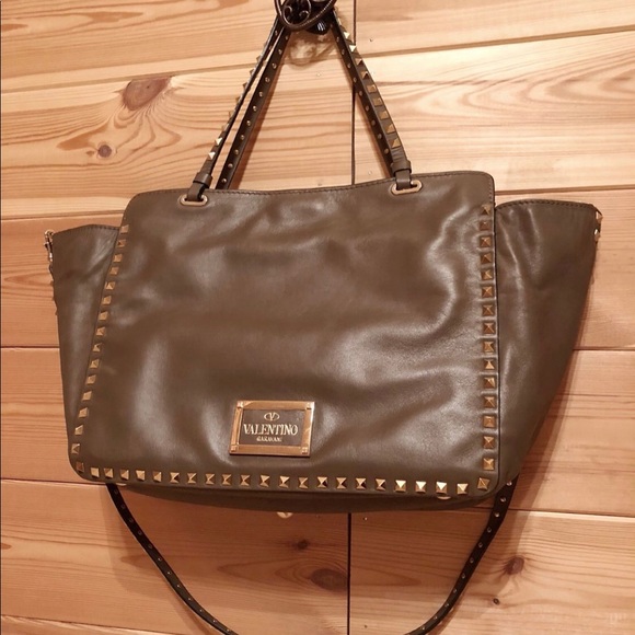 SOLD❌Valentino Bag - Picture 3 of 3